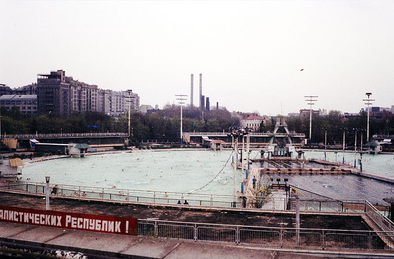 Бассейн Москва фото